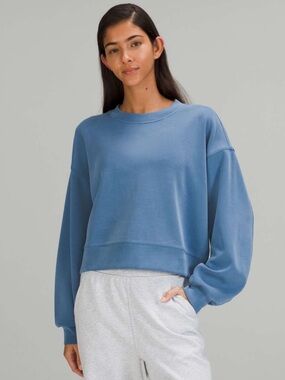 Lululemon Perfectly Oversized Softstreme Cropped Crew